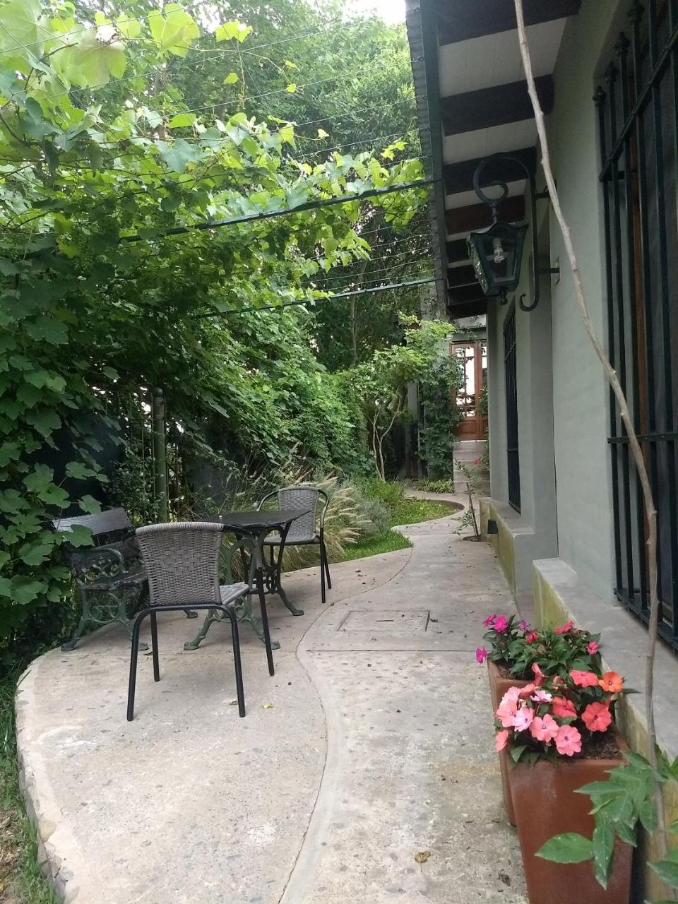 Los Tarcos Guest House San Salvador de Jujuy Luaran gambar